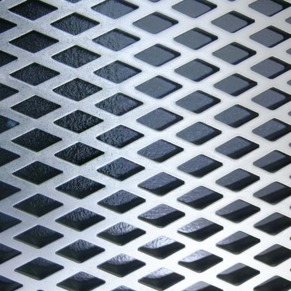 Chapa Perfurada, Furos Losangulares Alternados, Furos de 7mm, Entrecentro=9mm, Espessura 0,75mm, Alumínio, 750 X 360 (Pronta Entrega)